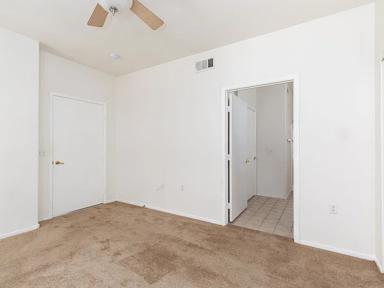10245 S Maryland Pkwy #145 — Photo 13