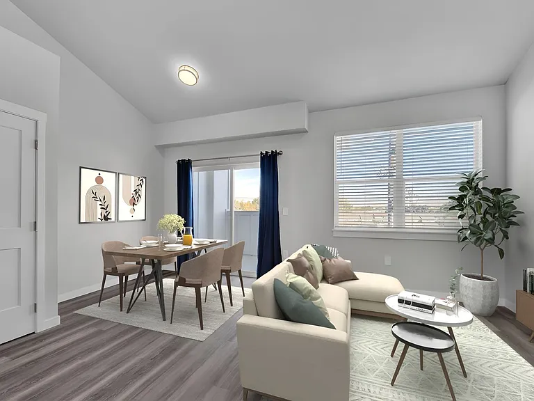 Springtree Apartments — Photo 32