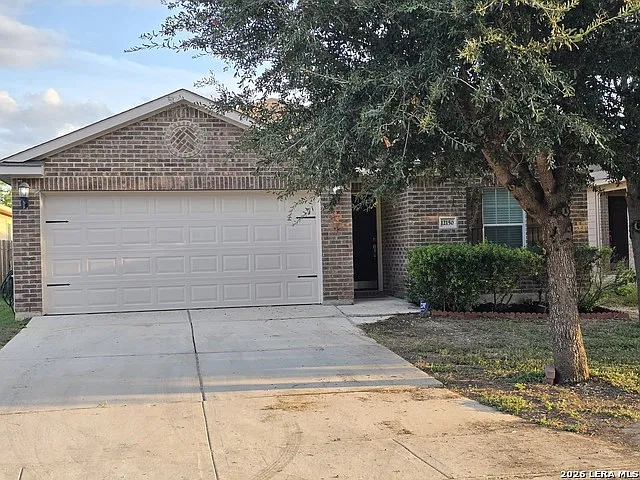 3 bed, 2.0 bath, 1404 sqft, $1,500 — Photo 2
