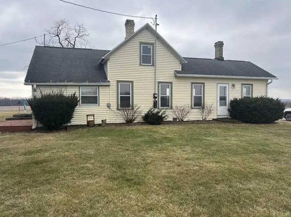 9927 West Cleophas Rd, Beloit, WI 53511