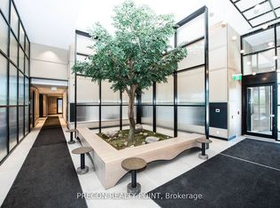 3220 William Coltson Ave #1003, Oakville, ON L6H 7X9