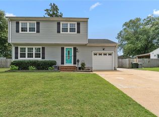 6 Pavilion Pl, Hampton, VA 23664