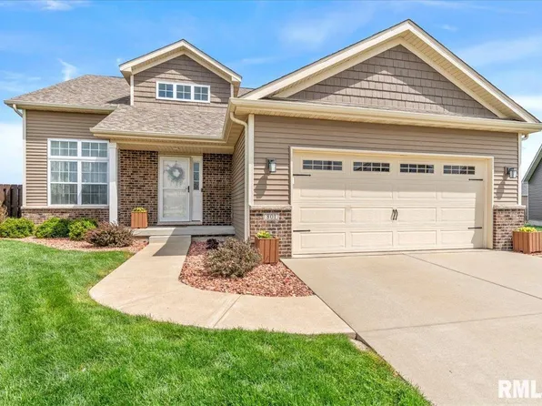 801 Kellan Dr, Chatham, IL 62629