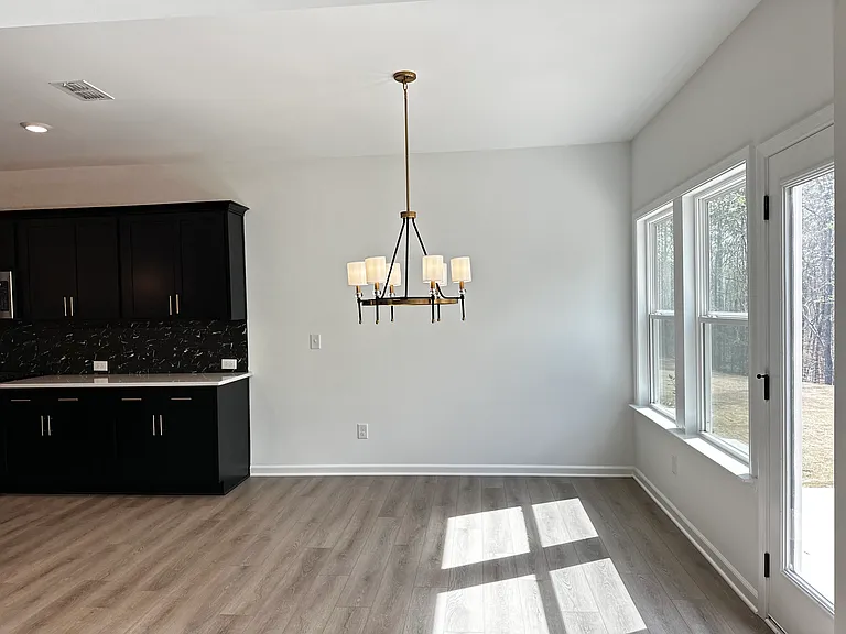 54 Mayfair St — Photo 15