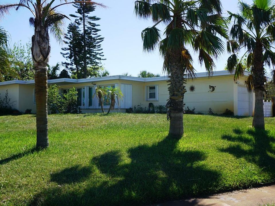 1st image of 2315 N Oleander Ave