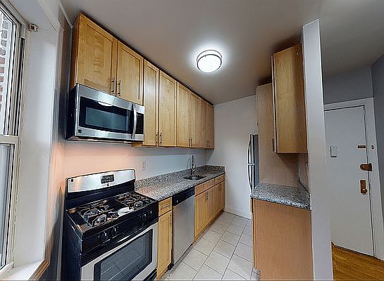 1st image of 120 Vermilyea Ave APT I32