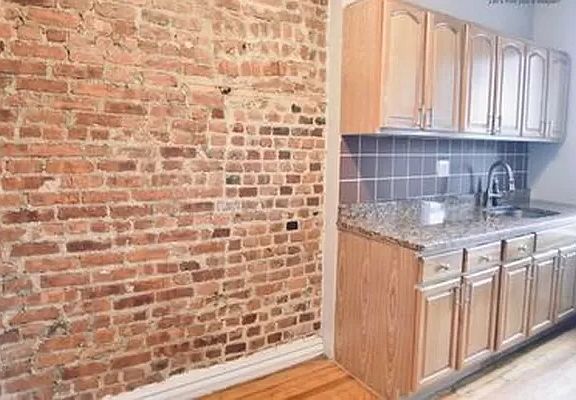 3rd image of 830 W 177th St APT 4H