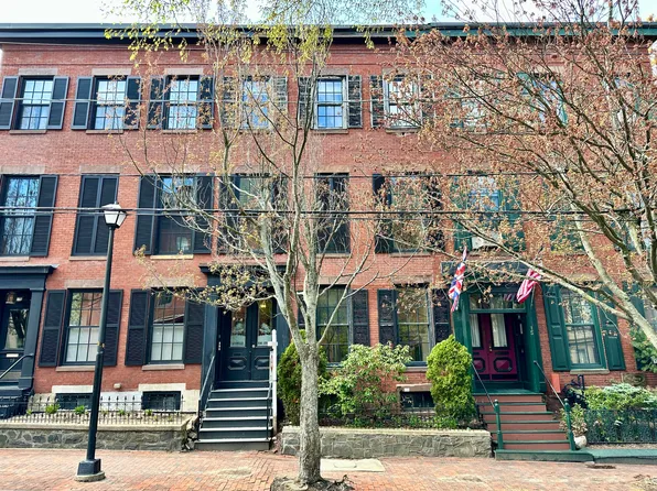 17 Pine Street #1, Portland, ME 04102