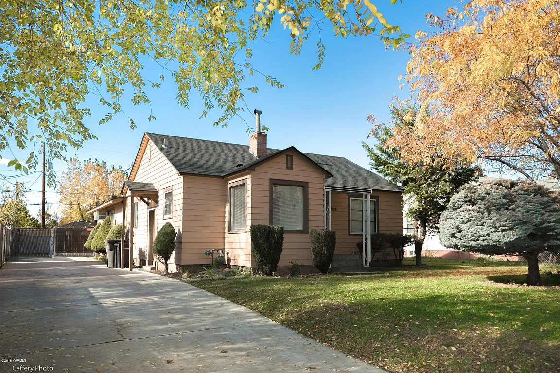 1208 S 6th Ave photo 1