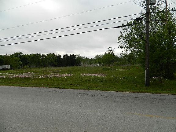 Lots of frontage on Battlebell