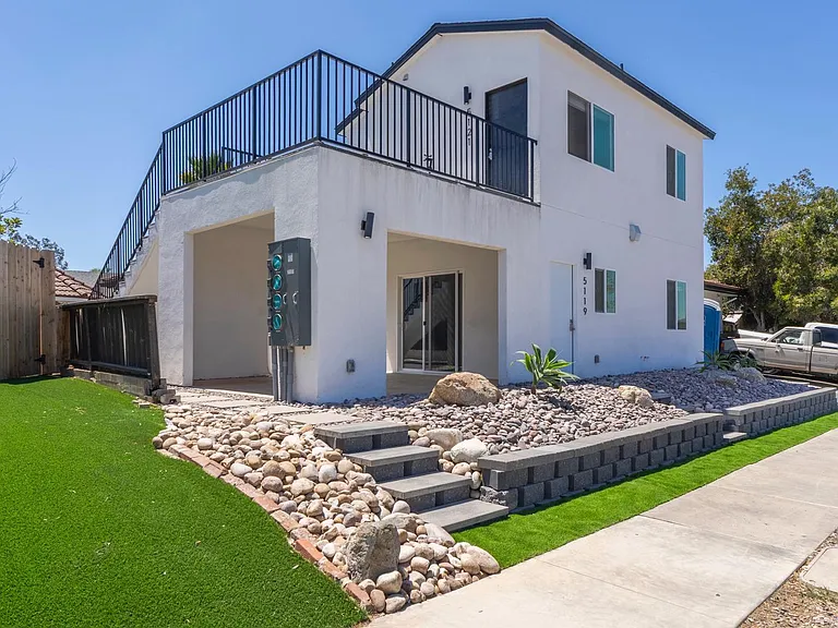 5119 Remington Rd — Photo 3