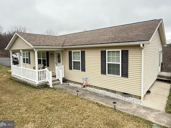 5127 Emoryville Rd, Elk Garden, WV 26717