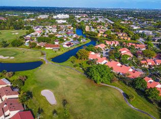 8235 NW 70th St, Tamarac, FL 33321