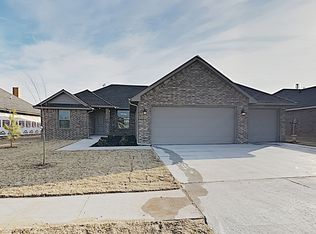 10616 Mountain Fork Dr, Yukon, OK 73099