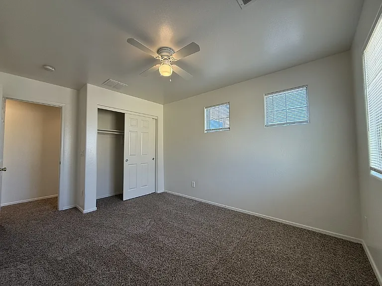 7258 W Palmaire Ave — Photo 25