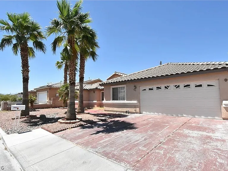 4820 Patterson Ave — Photo 2