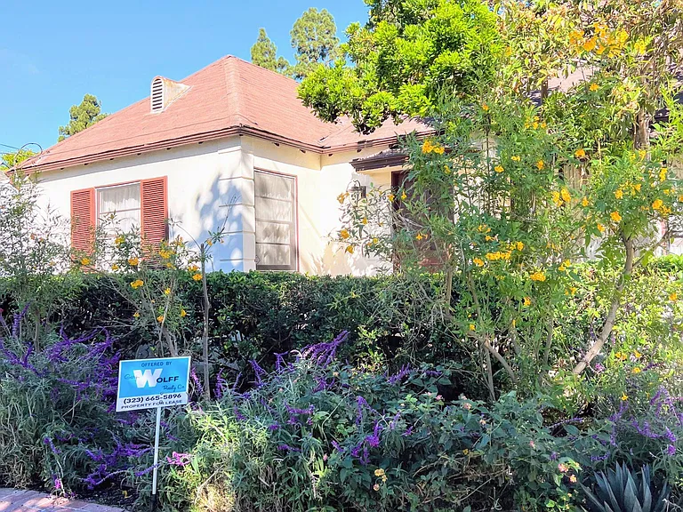 2516 Lyric Ave — Photo 2
