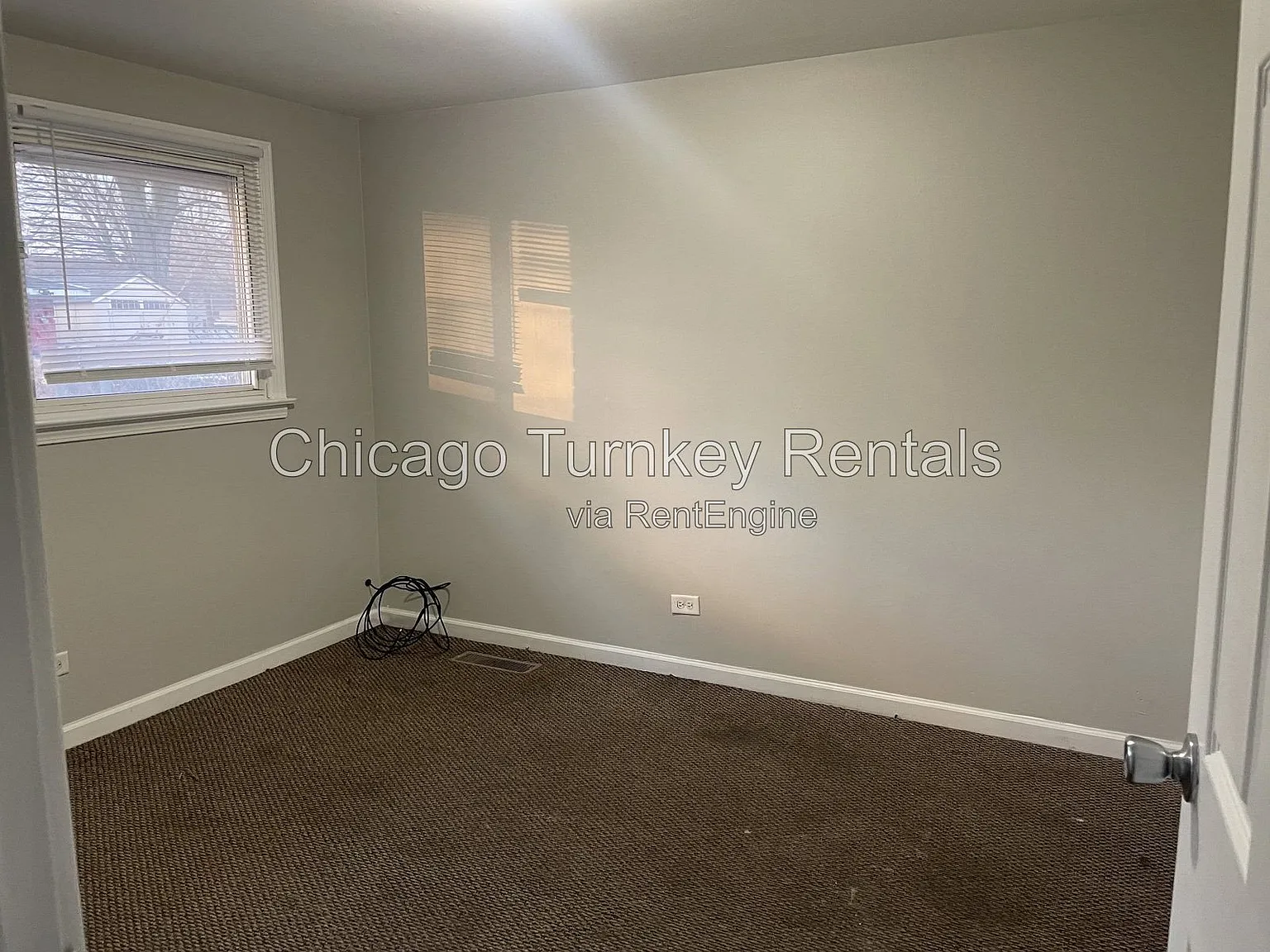 4 bed, 2.0 bath, 1522 sqft, $2,743 — Photo 4