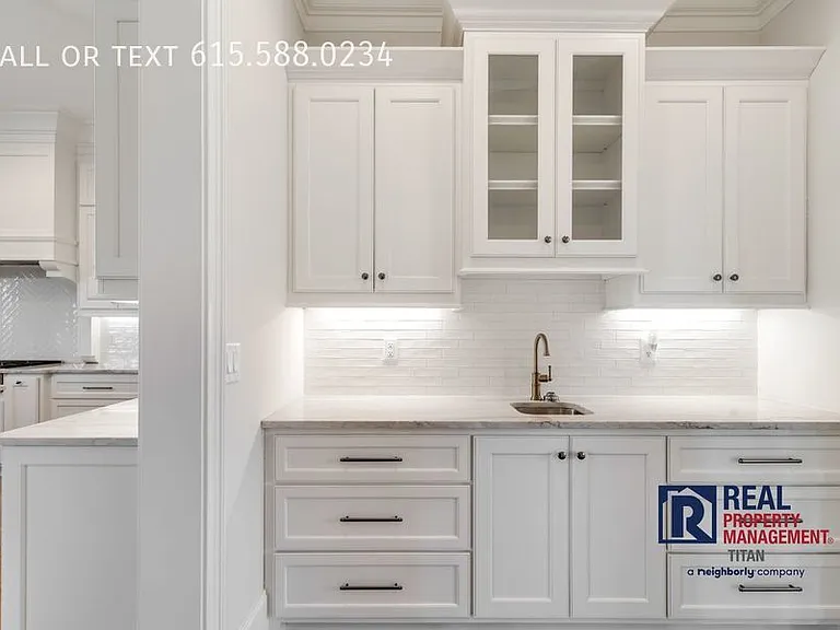 9220 Lehigh Dr — Photo 36