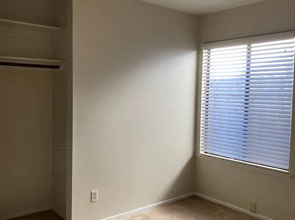 6827 Shiloh Ct, Stockton, CA 95219
