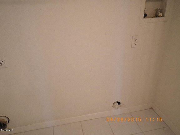4th image of 4005 Mount Sterling Ave #4005