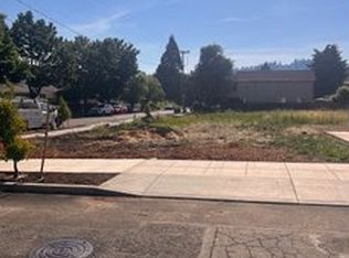 8790 SE Brooklyn St, Portland, OR 97266