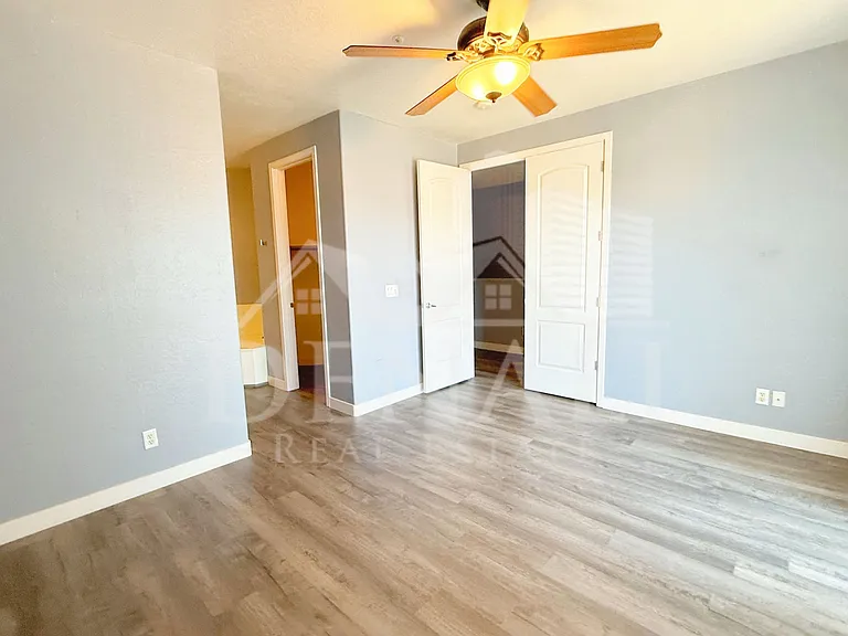 4710 E Culver St — Photo 14