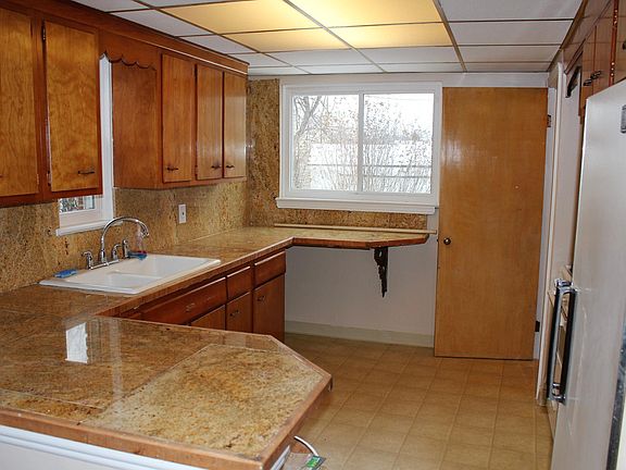 3rd image of 17202 Judson Dr