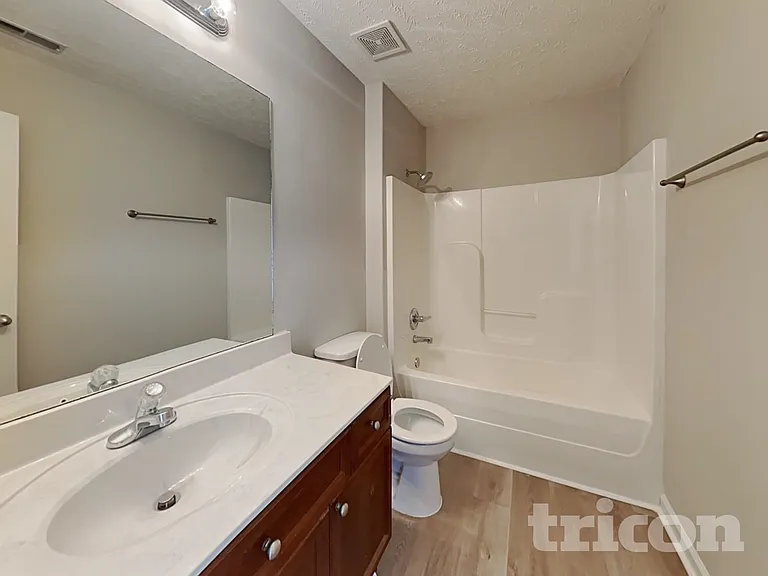 1638 Zurich Dr — Photo 14