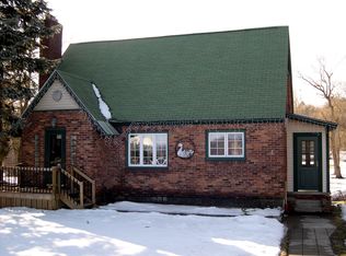 2755 Balltown Rd, Niskayuna, NY 12309