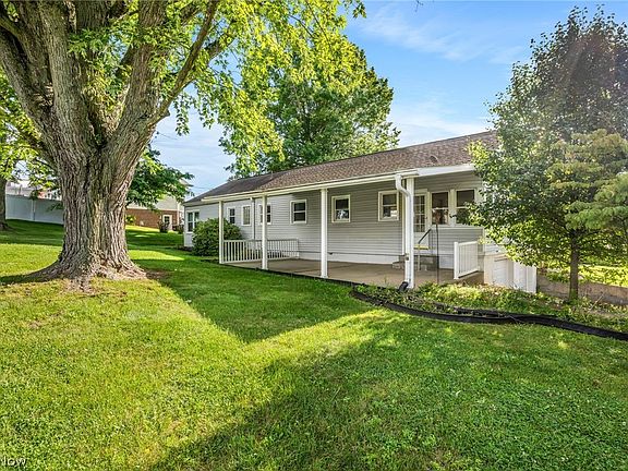 5th image of 217 Harbel Dr