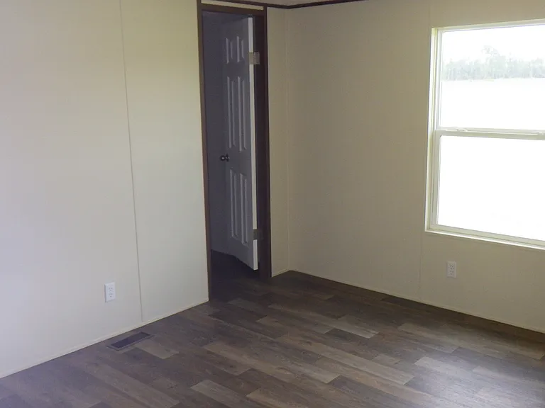 925 Bakers Chapel Rd — Photo 8