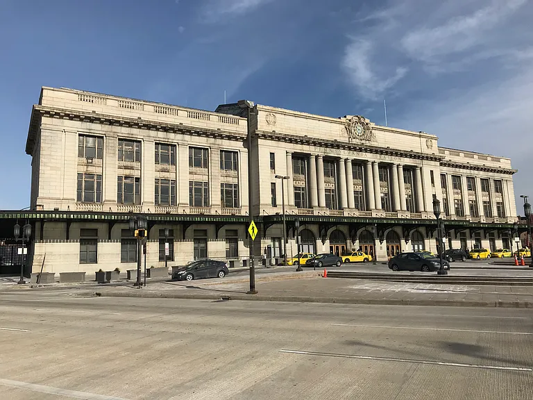 100 E Preston St #54 — Photo 4