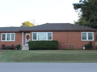 701 W 5th St, Rector, AR 72461