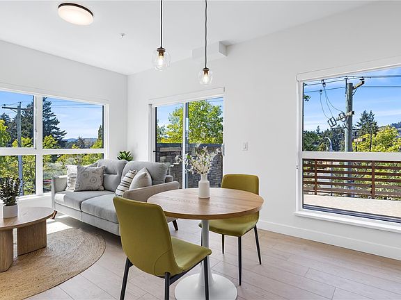 3rd image of 2629 Millstream Rd #227