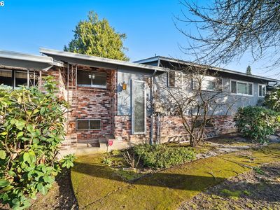 180 NE Kane Dr, Gresham, OR, 97030
