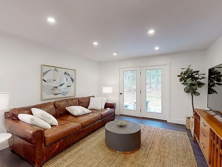 11833 Overlook Dr — Photo 6