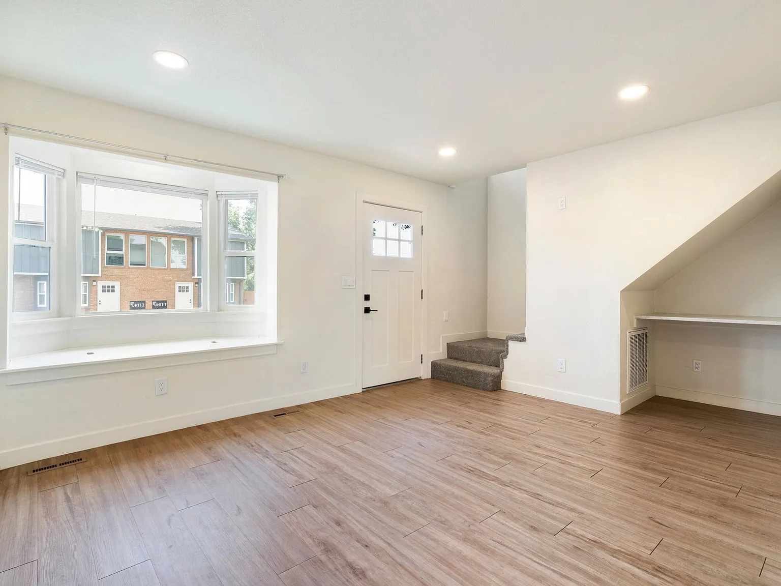 2 bed, 1.5 bath, $1,750 — Photo 3