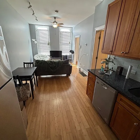 1846 W 18th St #1F — Photo 4