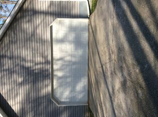 343 Huckaby Rd, Brooks, GA 30205