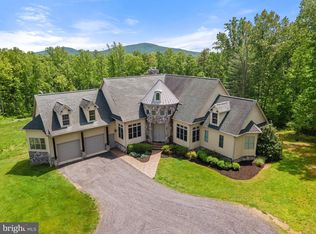 324 Aaron Mountain Rd, Castleton, VA 22716