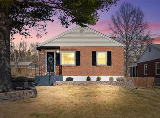 9133 Southview Ln, Saint Louis, MO