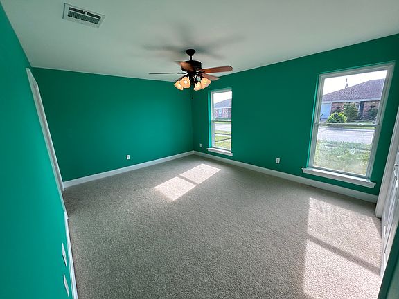 5th image of 3220 Riverland Dr