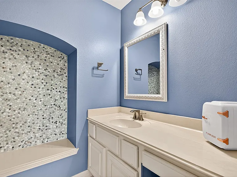 3510 Artesian Springs Ct — Photo 30