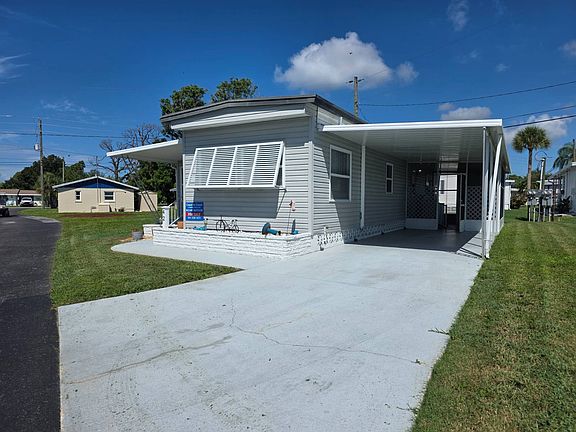 2nd image of 42 Spring Ln #42