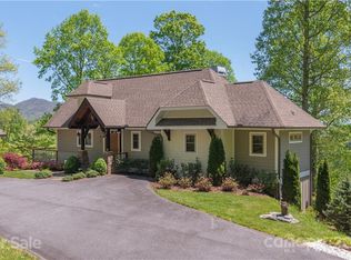 54 Braeburn Way, Waynesville, NC 28785