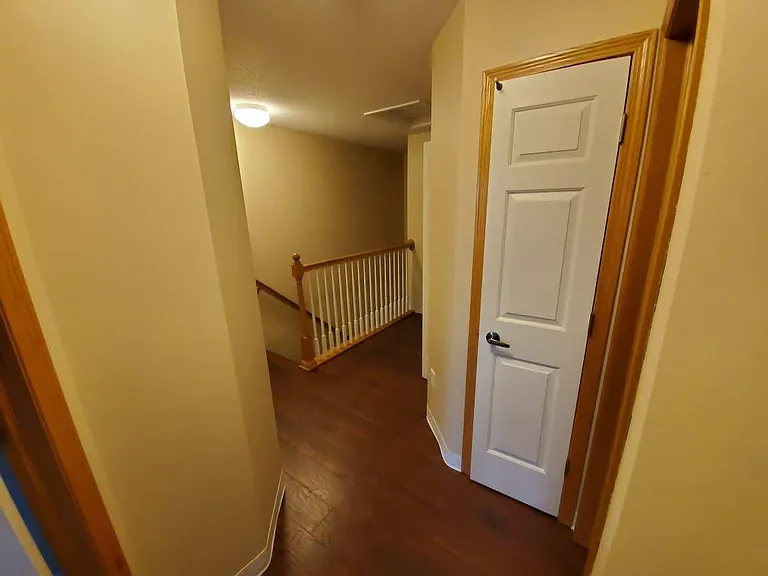 2300 Hart Ave #7 — Photo 8