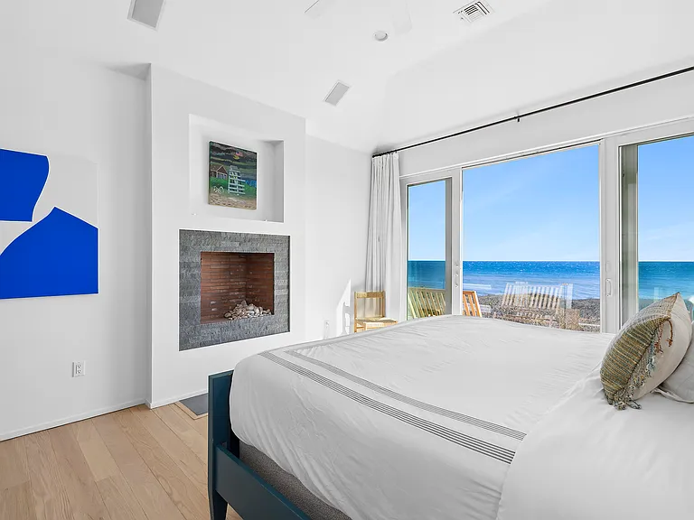 80 Seaside Ave — Photo 9