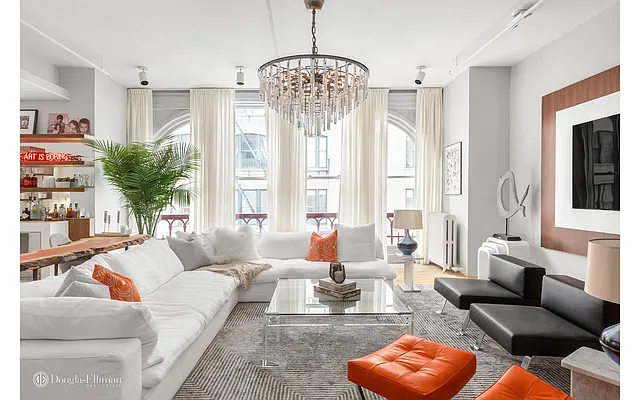 Rented by Douglas Elliman | media 23