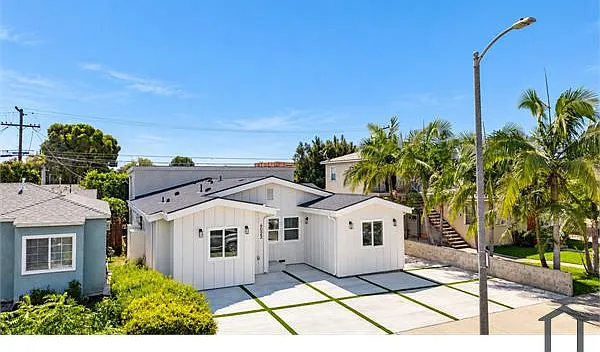 3 bed, 1000 sqft, $4,250 — Photo 3